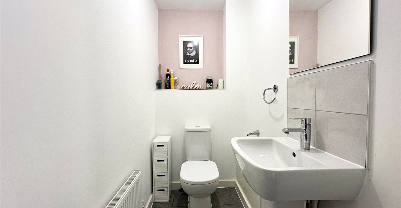 3 bedroom house for sale in Greenhithe | Robinson Jackson