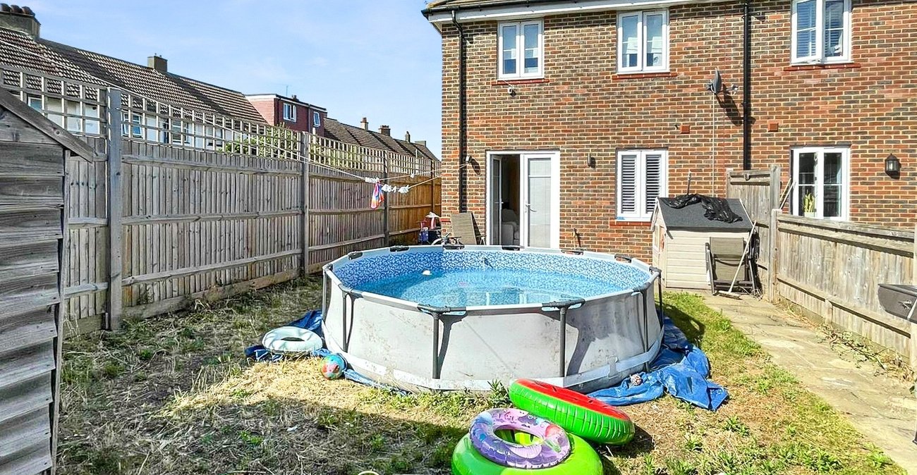 3 bedroom house for sale in Greenhithe | Robinson Jackson