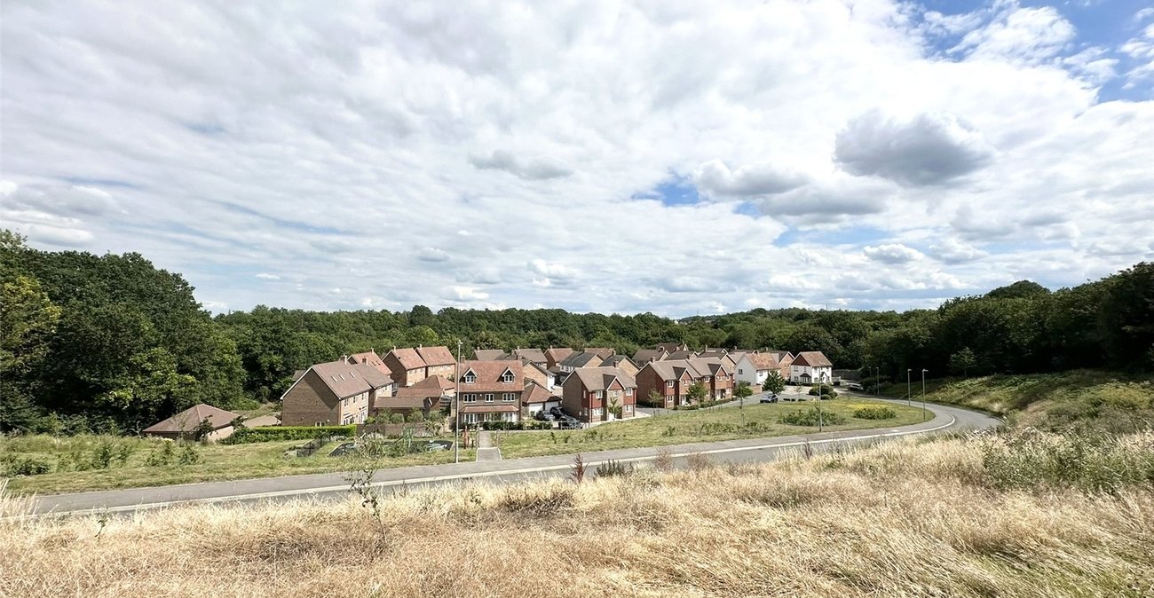 3 bedroom house for sale in Greenhithe | Robinson Jackson