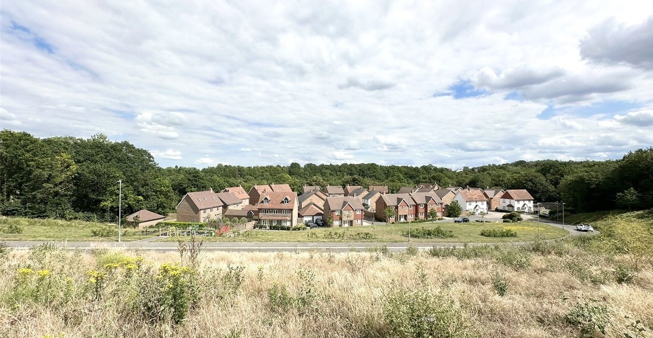 3 bedroom house for sale in Greenhithe | Robinson Jackson