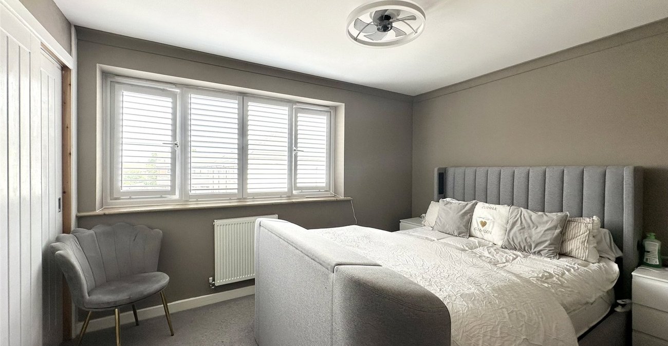 3 bedroom house for sale in Greenhithe | Robinson Jackson