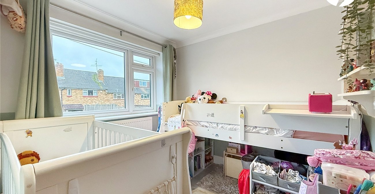 3 bedroom bungalow for sale in Hextable | Robinson Jackson