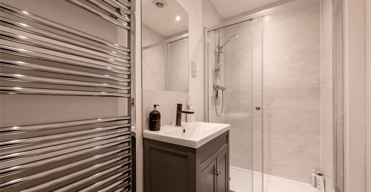 3 bedroom house for sale in Rochester | Robinson Michael & Jackson