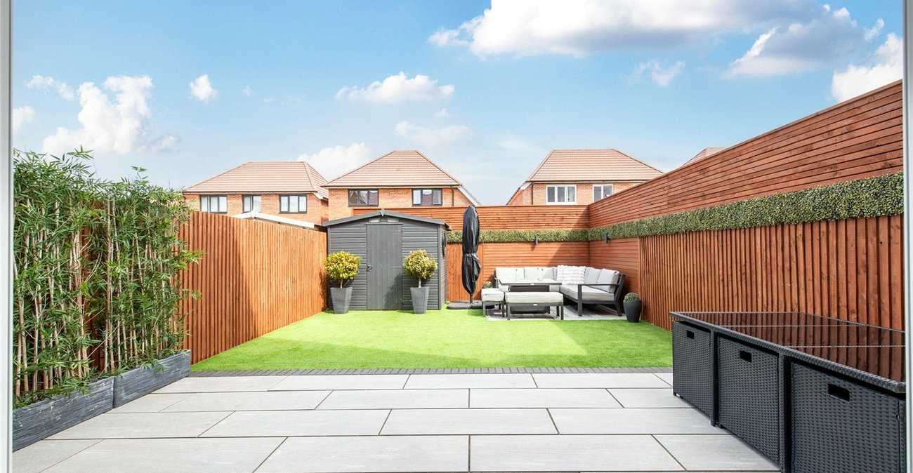 3 bedroom house for sale in Rochester | Robinson Michael & Jackson