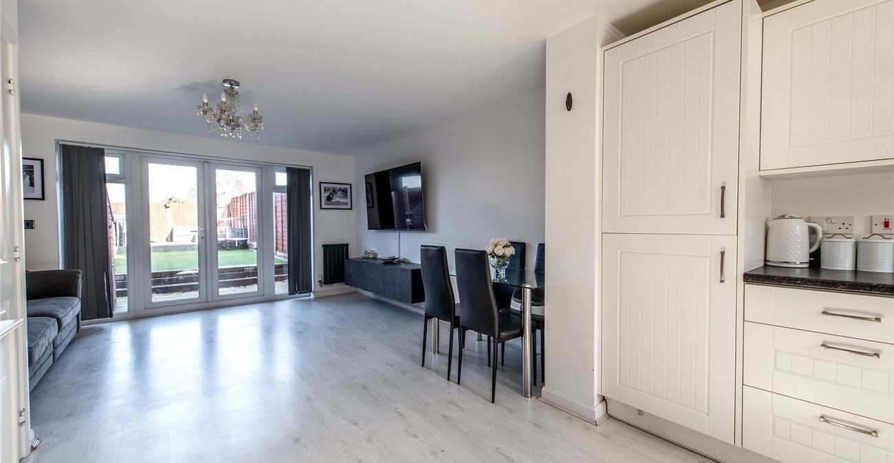 2 bedroom house for sale in Gravesend | Robinson Michael & Jackson