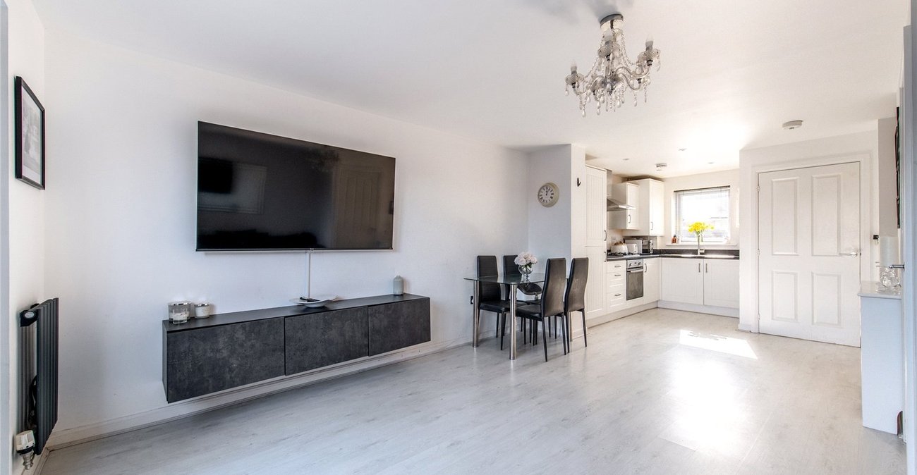 2 bedroom house for sale in Gravesend | Robinson Michael & Jackson