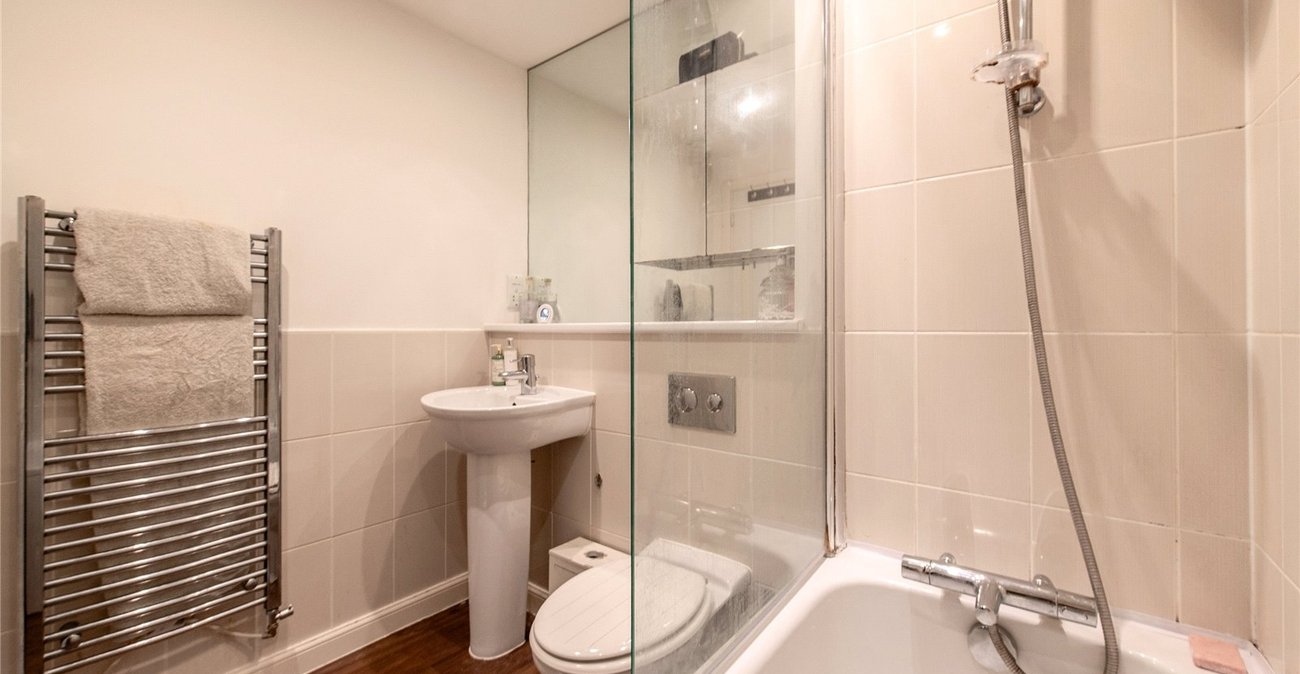 2 bedroom house for sale in Gravesend | Robinson Michael & Jackson