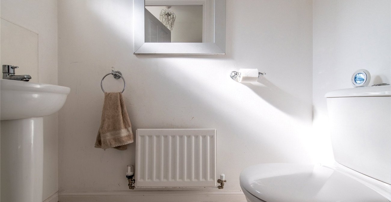 2 bedroom house for sale in Gravesend | Robinson Michael & Jackson