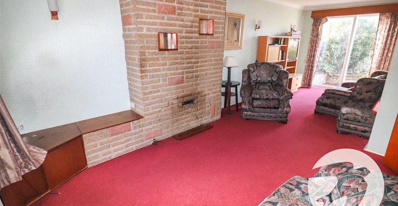 3 bedroom house for sale in Erith | Robinson Jackson