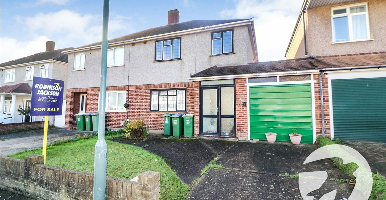 3 bedroom house for sale in Erith | Robinson Jackson