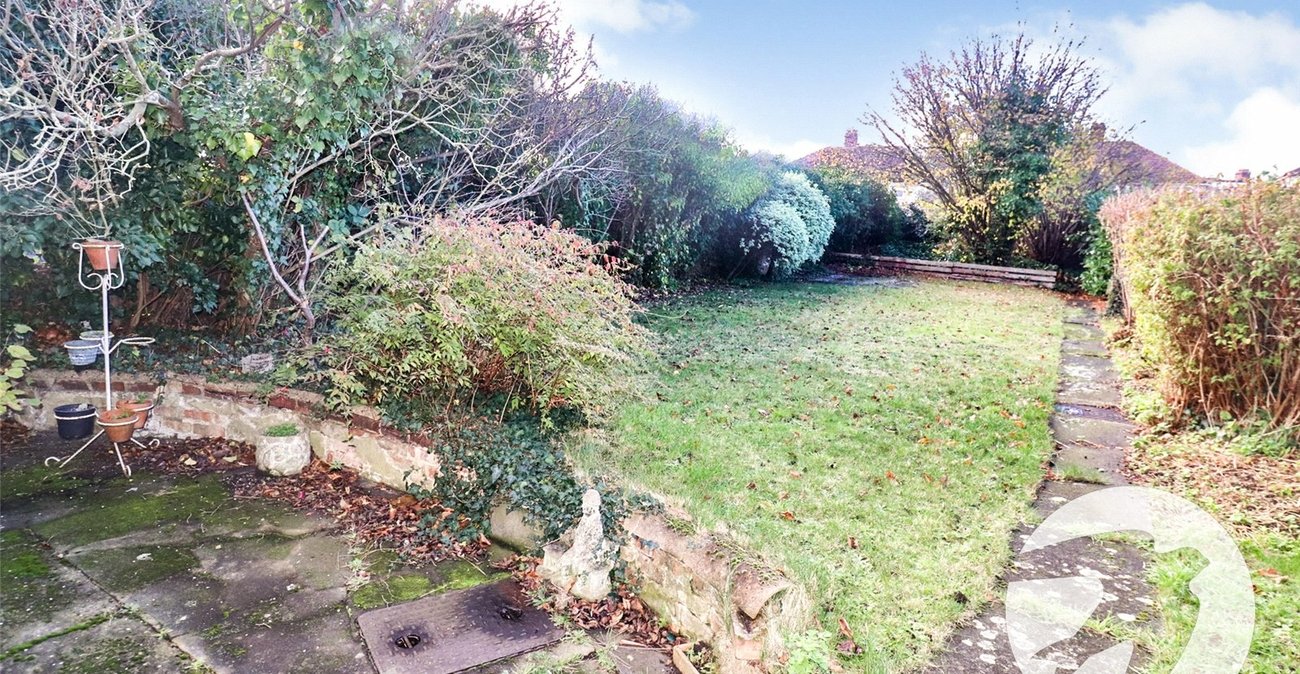 3 bedroom house for sale in Erith | Robinson Jackson