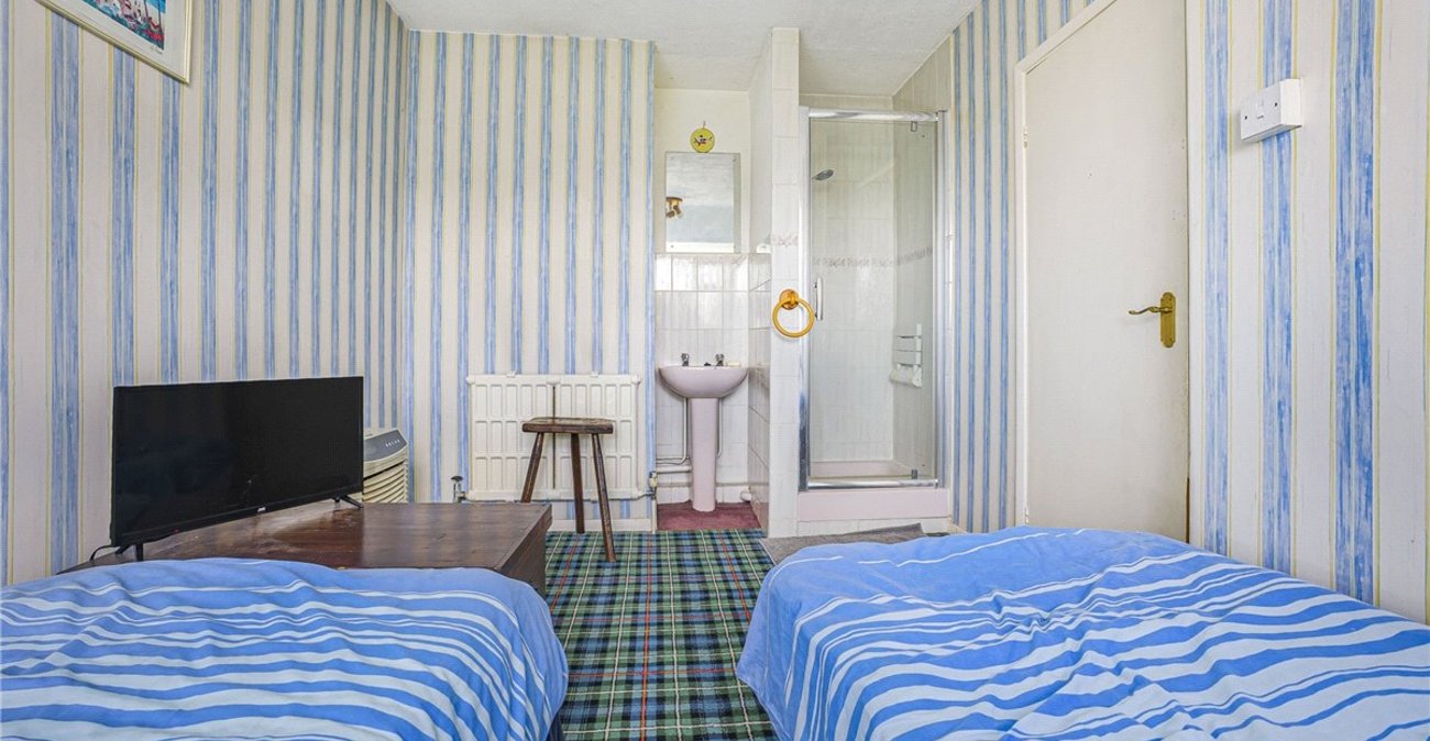 4 bedroom house for sale in Orpington | Robinson Jackson