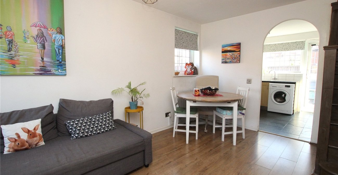 2 bedroom house for sale in Thamesmead | Robinson Jackson