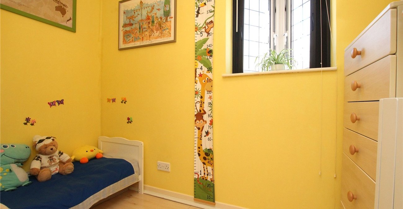 2 bedroom house for sale in Thamesmead | Robinson Jackson