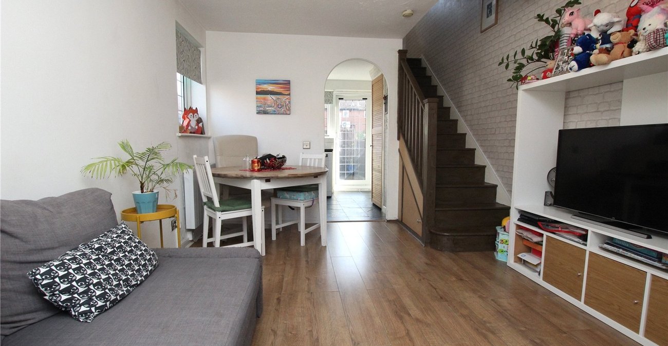 2 bedroom house for sale in Thamesmead | Robinson Jackson