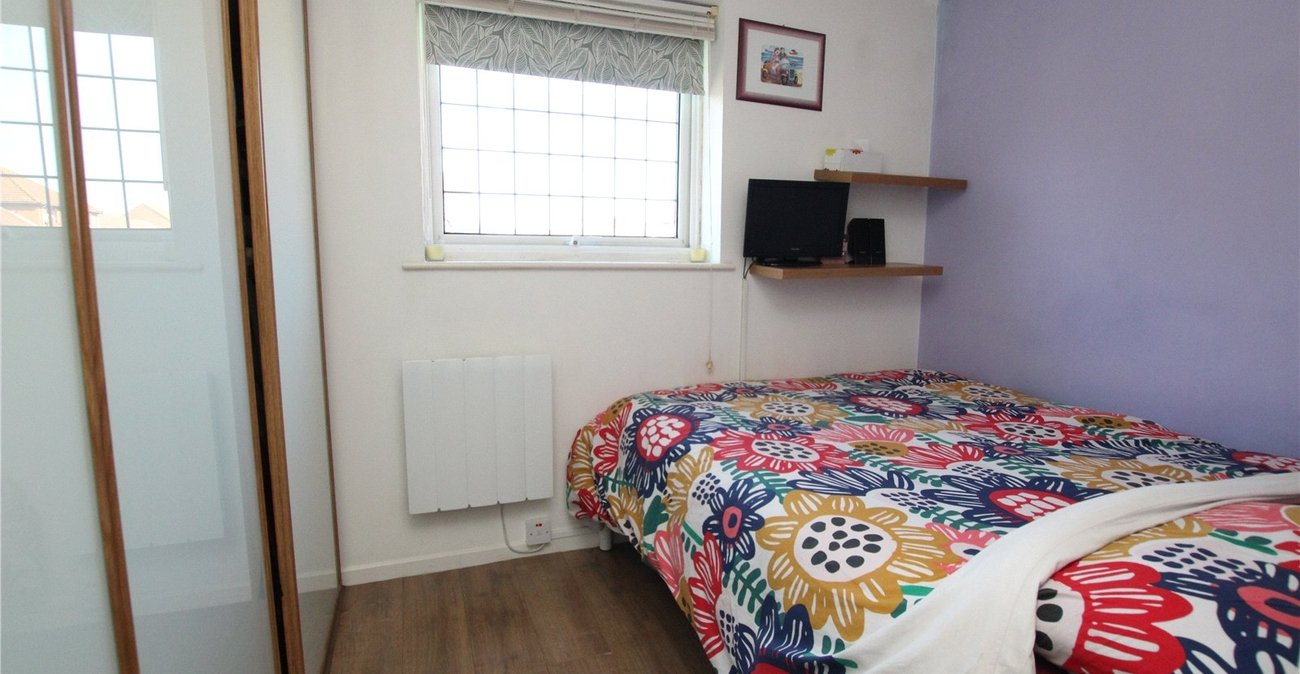 2 bedroom house for sale in Thamesmead | Robinson Jackson