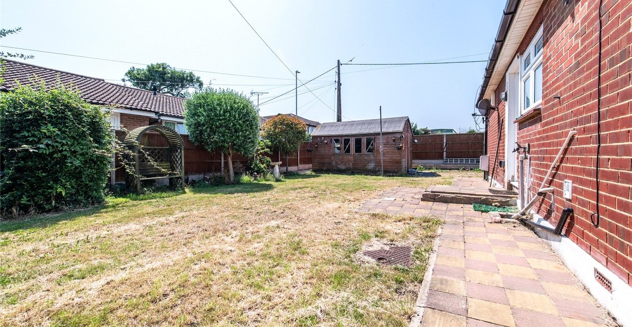 2 bedroom bungalow for sale in Leysdown-on-Sea | Robinson Michael & Jackson