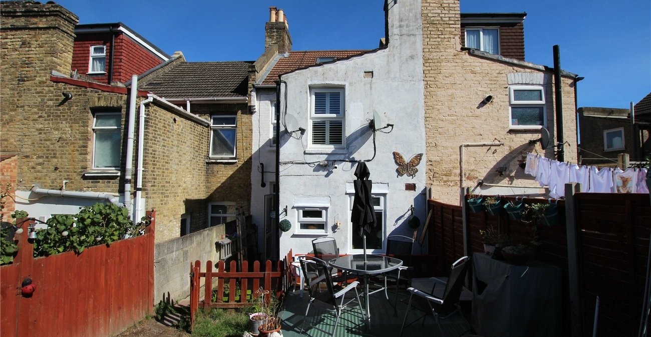 3 bedroom house for sale in Plumstead | Robinson Jackson