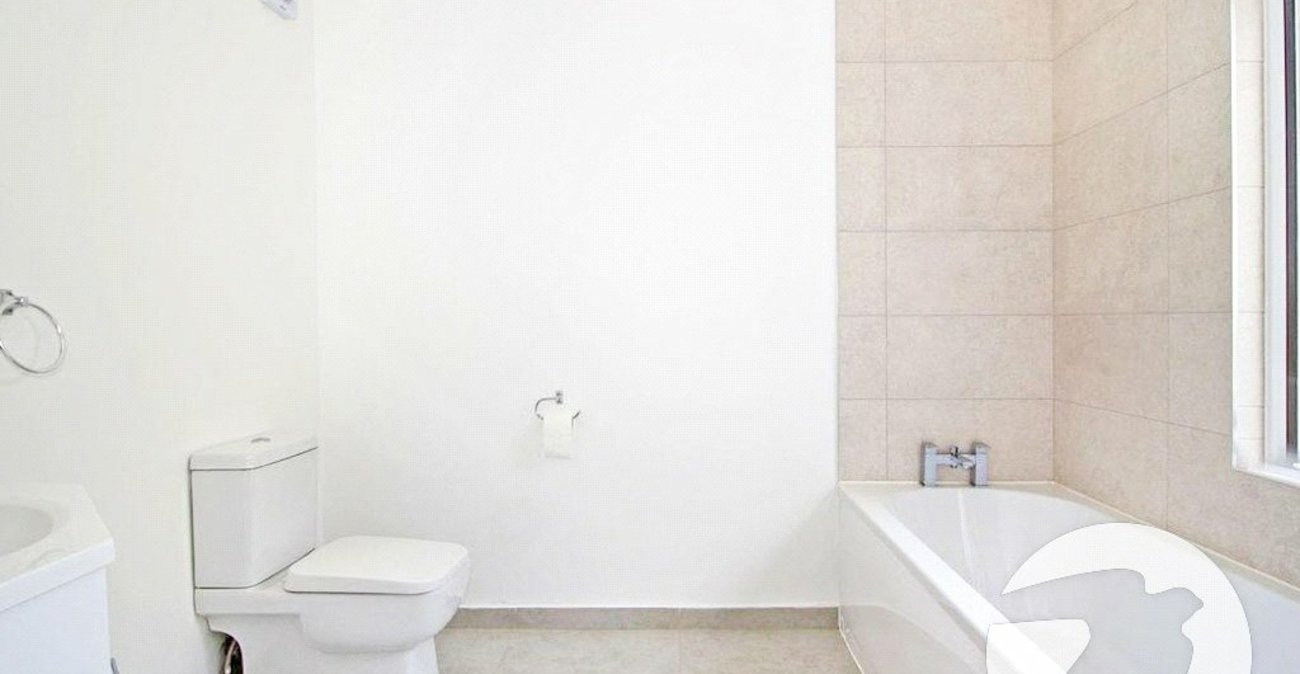 3 bedroom house for sale in Erith | Robinson Jackson