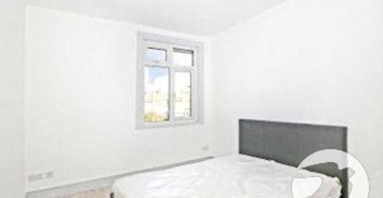 3 bedroom house for sale in Erith | Robinson Jackson