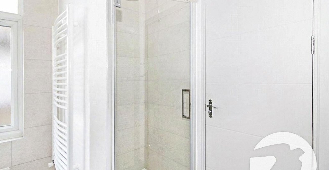 3 bedroom house for sale in Erith | Robinson Jackson