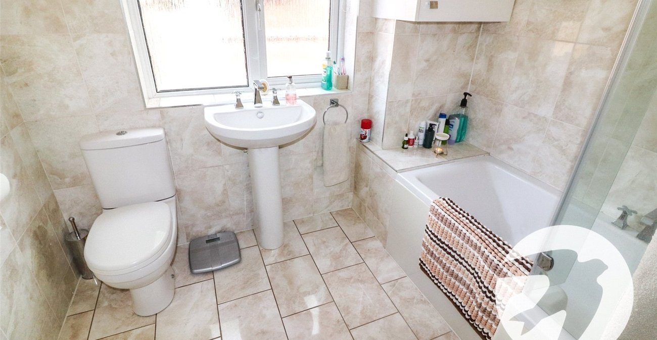 3 bedroom house for sale in Erith | Robinson Jackson