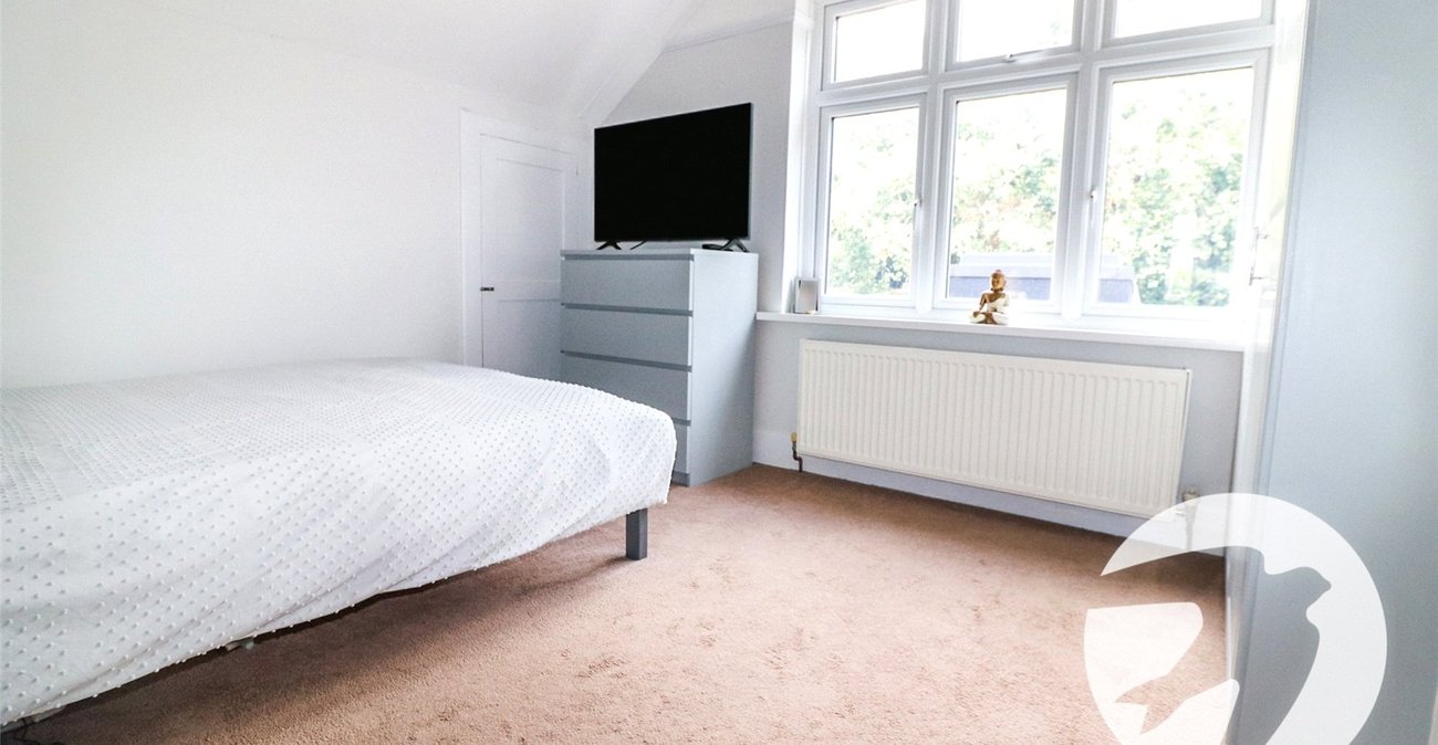 3 bedroom house for sale in Erith | Robinson Jackson