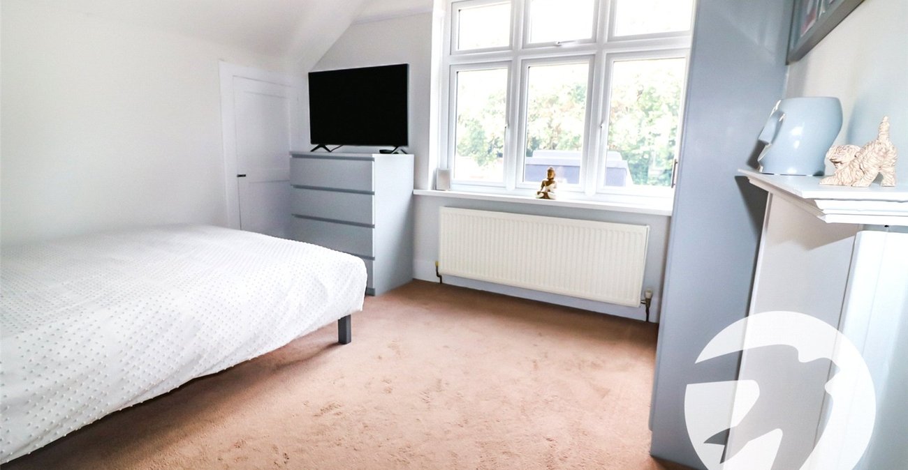 3 bedroom house for sale in Erith | Robinson Jackson