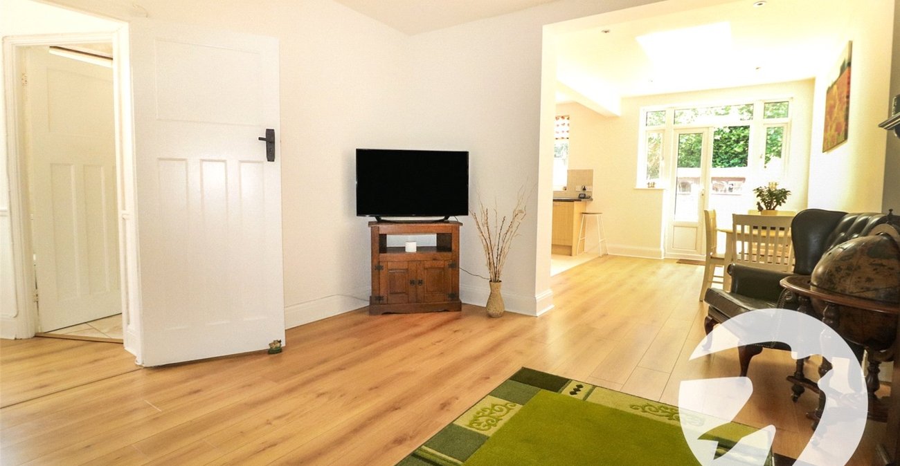 3 bedroom house for sale in Erith | Robinson Jackson