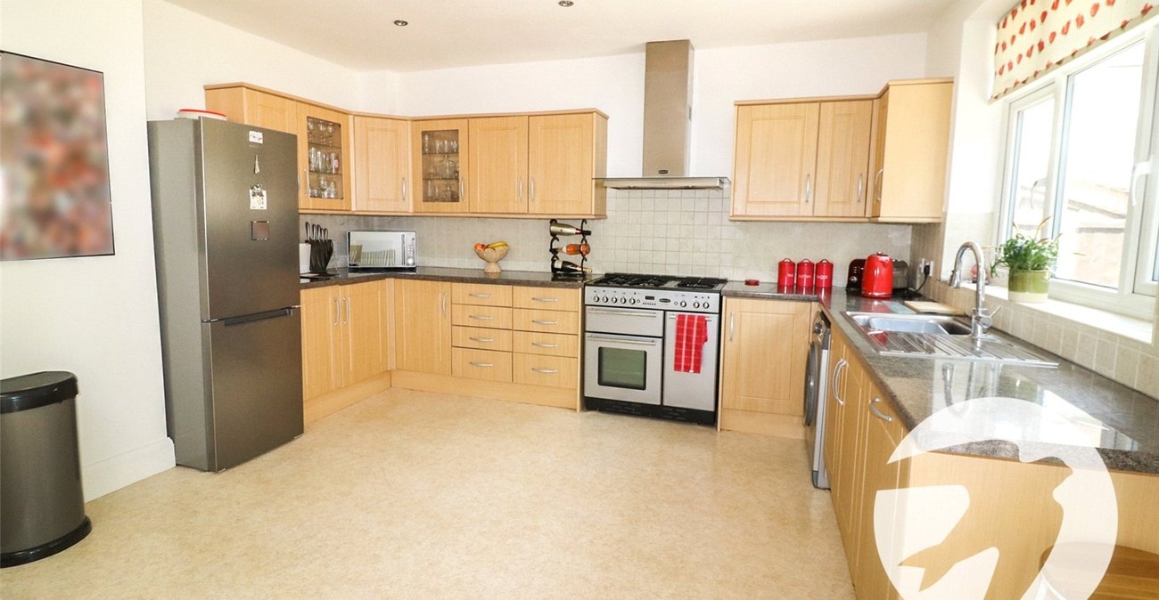 3 bedroom house for sale in Erith | Robinson Jackson