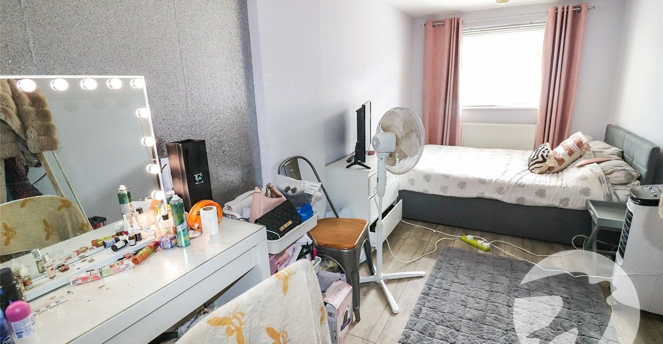 4 bedroom bungalow for sale in Northumberland Heath | Robinson Jackson