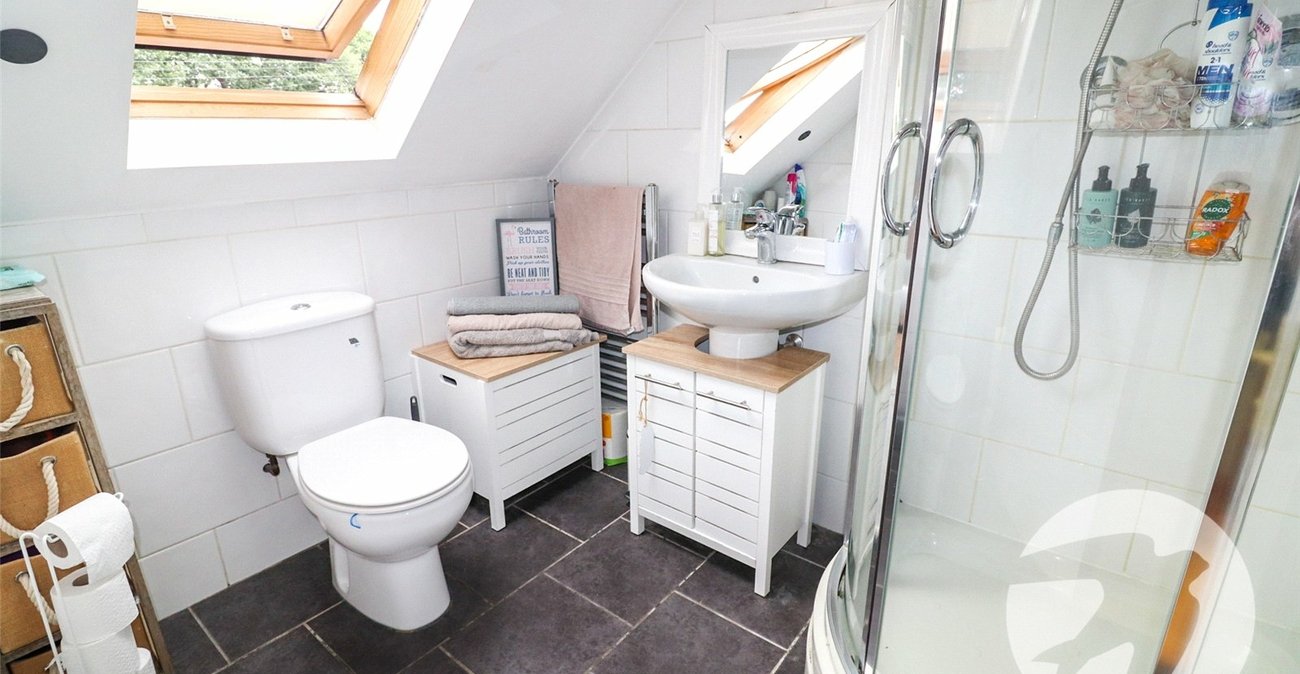 4 bedroom bungalow for sale in Northumberland Heath | Robinson Jackson