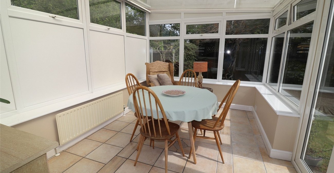 2 bedroom bungalow for sale in Northumberland Heath | Robinson Jackson