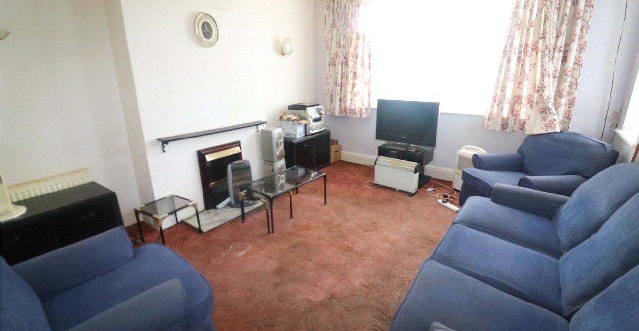 2 bedroom bungalow for sale in Northumberland Heath | Robinson Jackson