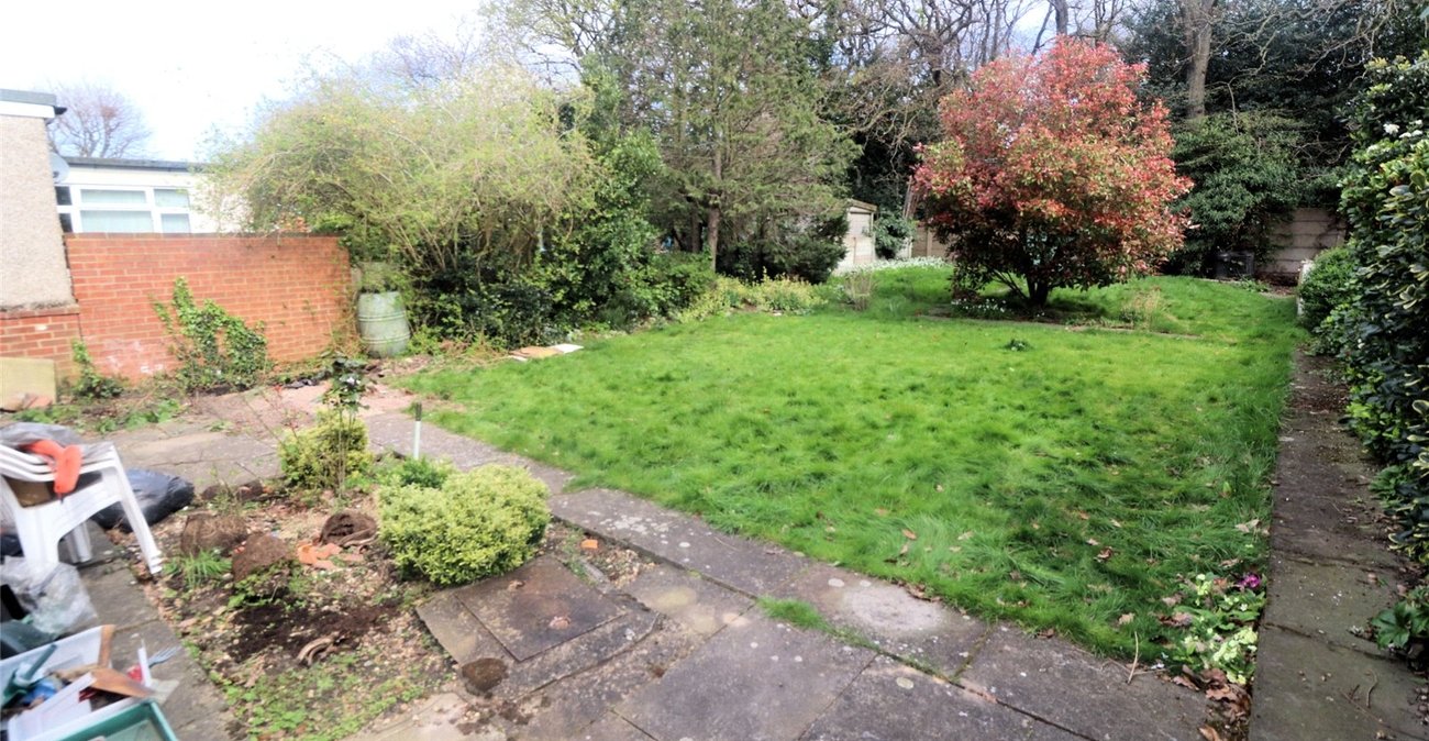 2 bedroom bungalow for sale in Northumberland Heath | Robinson Jackson