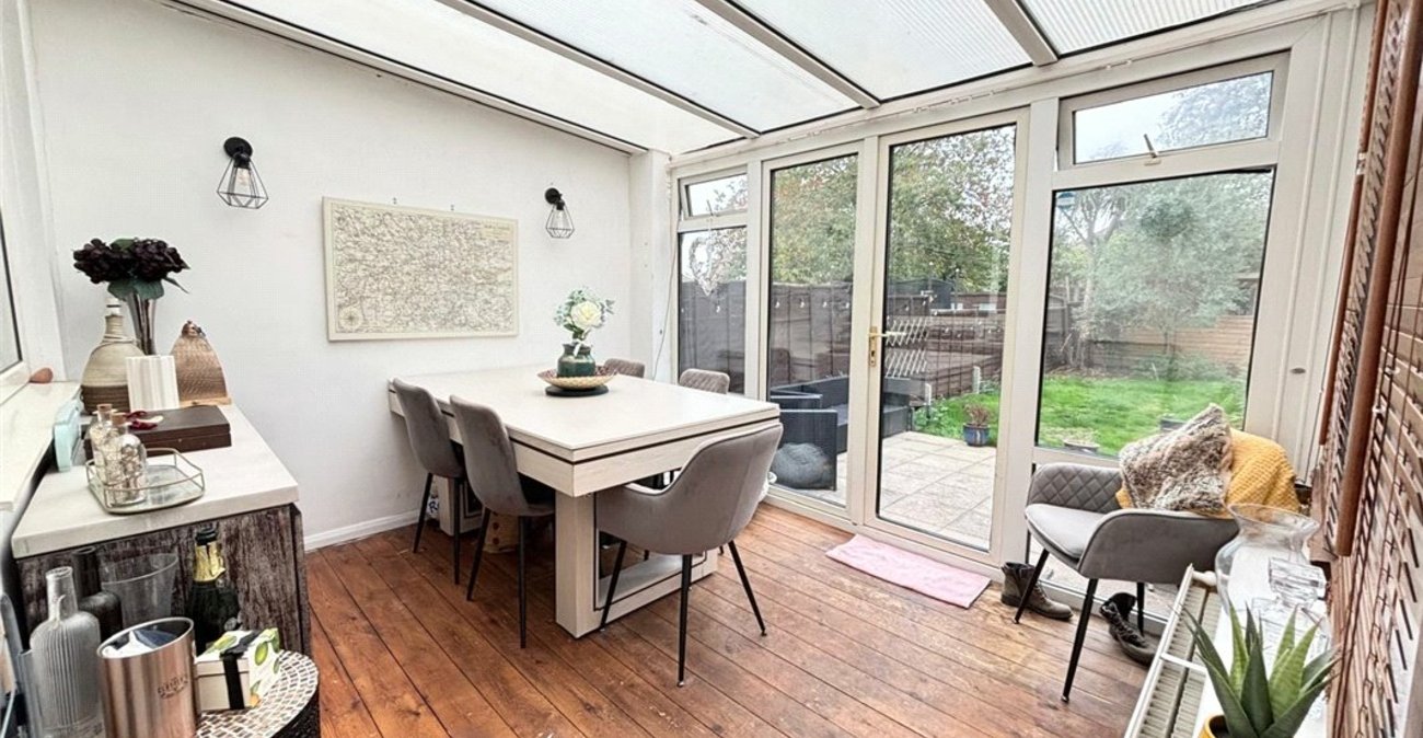 2 bedroom property for sale in Orpington | Robinson Jackson