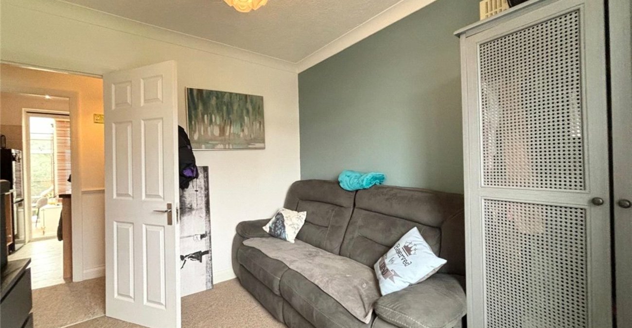 2 bedroom property for sale in Orpington | Robinson Jackson