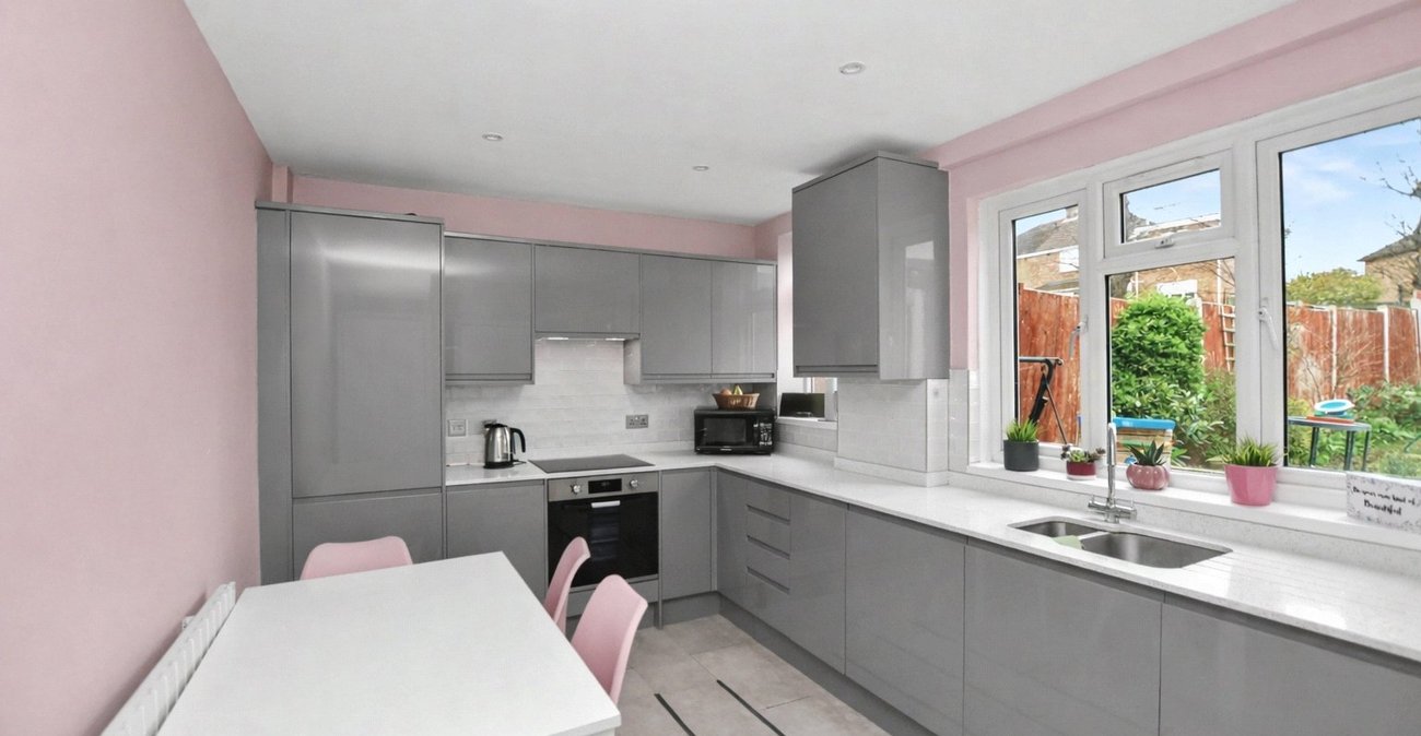 3 bedroom house for sale in Bexleyheath | Robinson Jackson