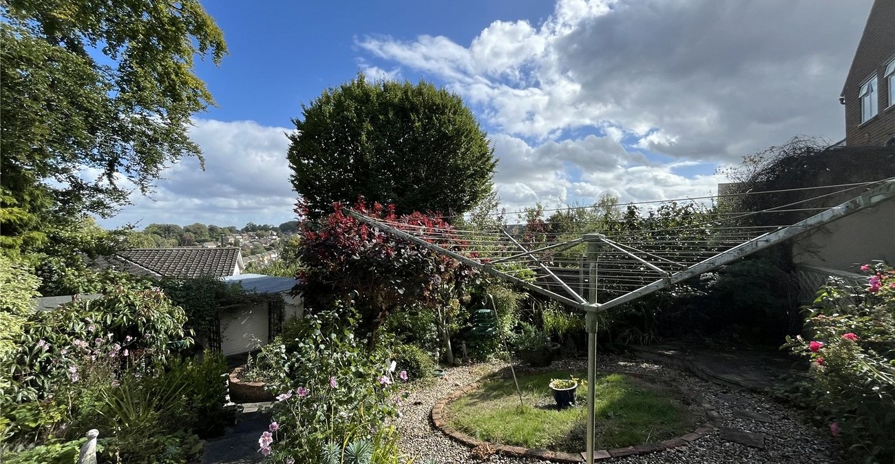 4 bedroom house for sale in Walderslade | Robinson Michael & Jackson