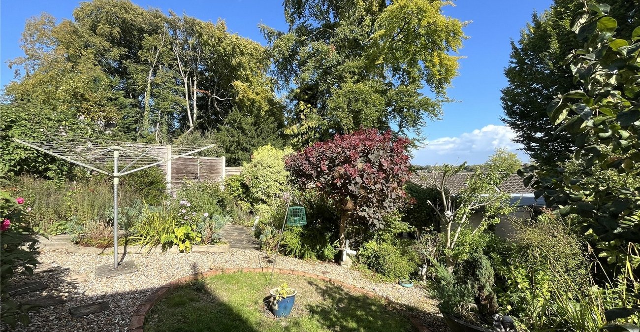 4 bedroom house for sale in Walderslade | Robinson Michael & Jackson