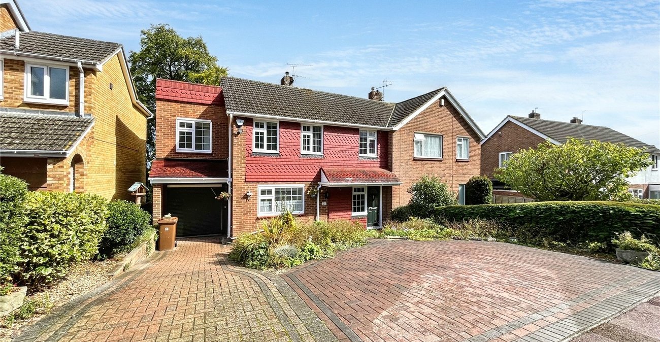 4 bedroom house for sale in Walderslade | Robinson Michael & Jackson