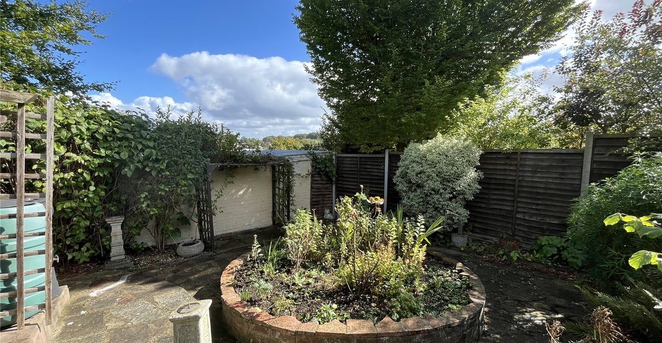 4 bedroom house for sale in Walderslade | Robinson Michael & Jackson