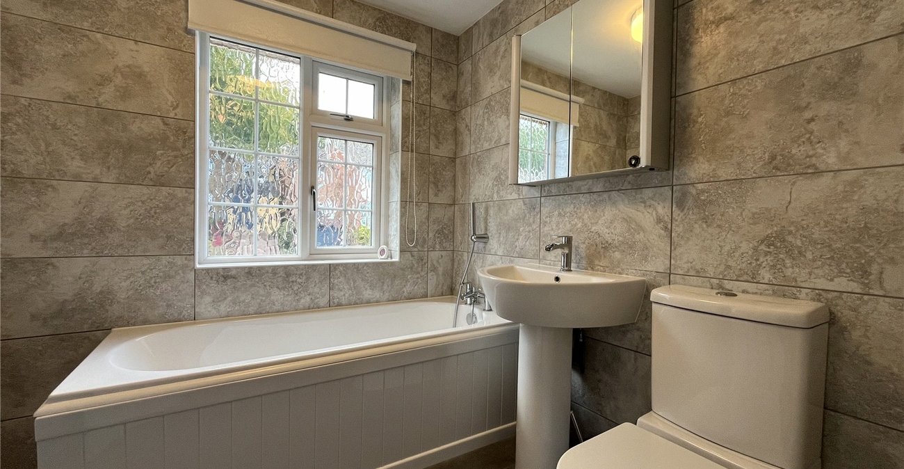 4 bedroom house for sale in Walderslade | Robinson Michael & Jackson