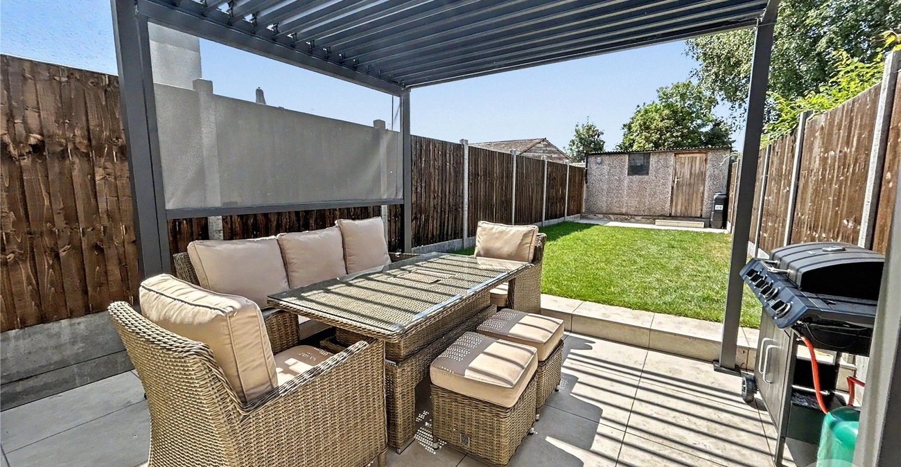 2 bedroom house for sale in Sidcup | Robinson Jackson