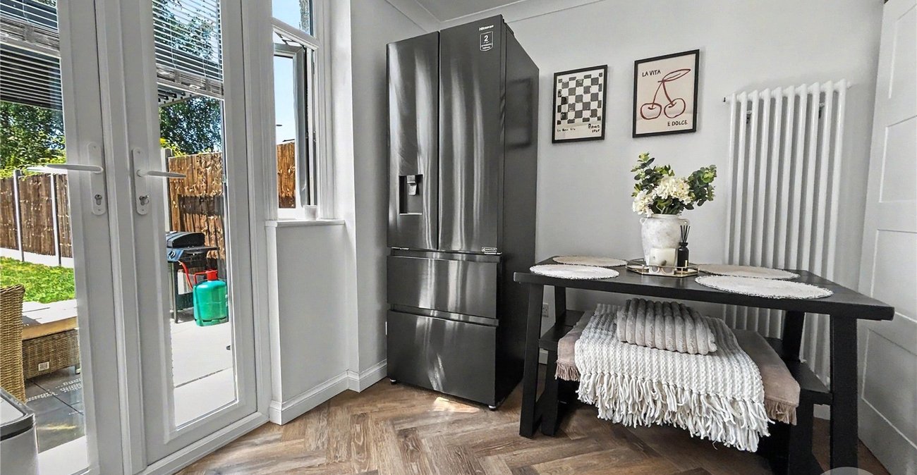 2 bedroom house for sale in Sidcup | Robinson Jackson