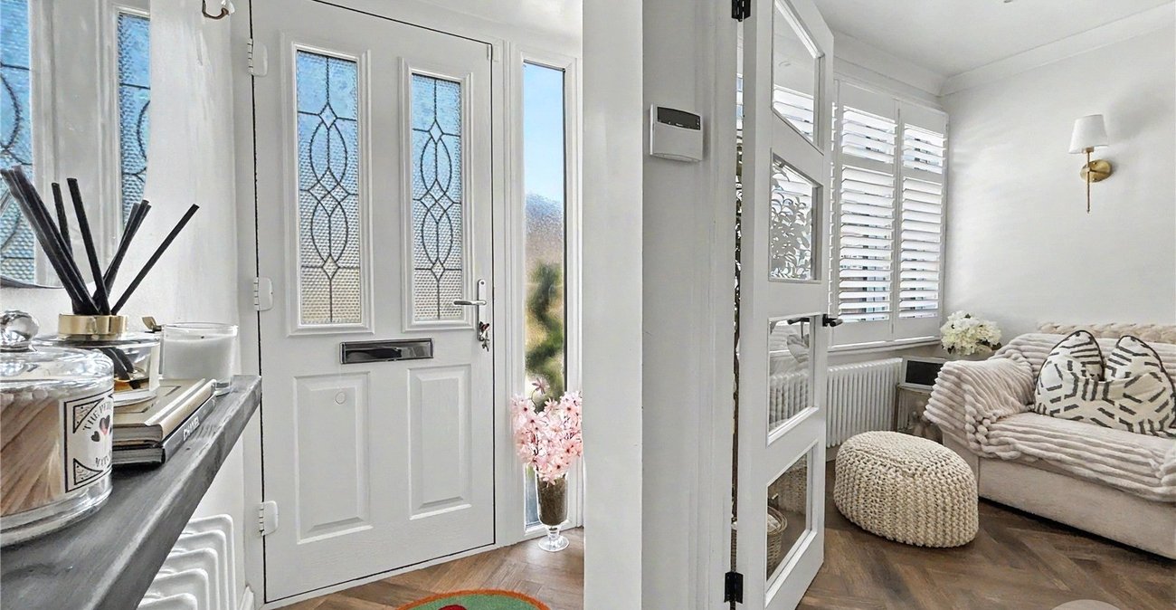 2 bedroom house for sale in Sidcup | Robinson Jackson