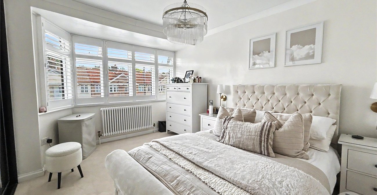 2 bedroom house for sale in Sidcup | Robinson Jackson