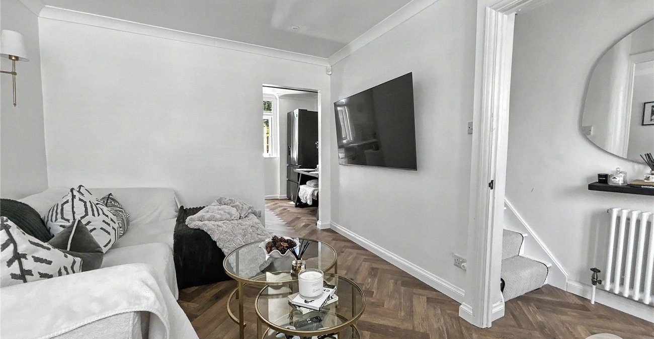 2 bedroom house for sale in Sidcup | Robinson Jackson