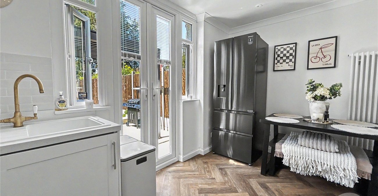 2 bedroom house for sale in Sidcup | Robinson Jackson