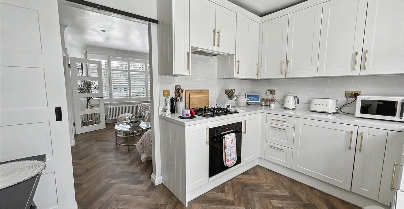 2 bedroom house for sale in Sidcup | Robinson Jackson
